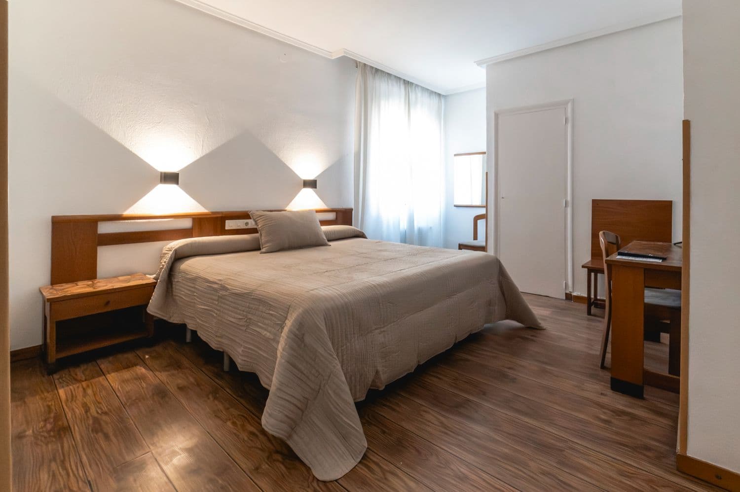 🎓 ¡Habitación individual con baño para estudiantes en Cuenca! 🏡📚