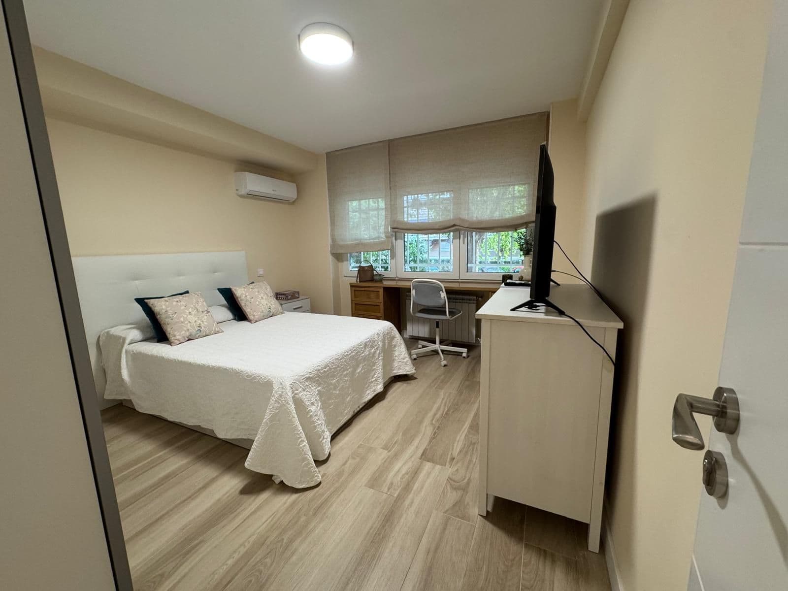 HABITACIÓN PREMIUM ALCORCÓN